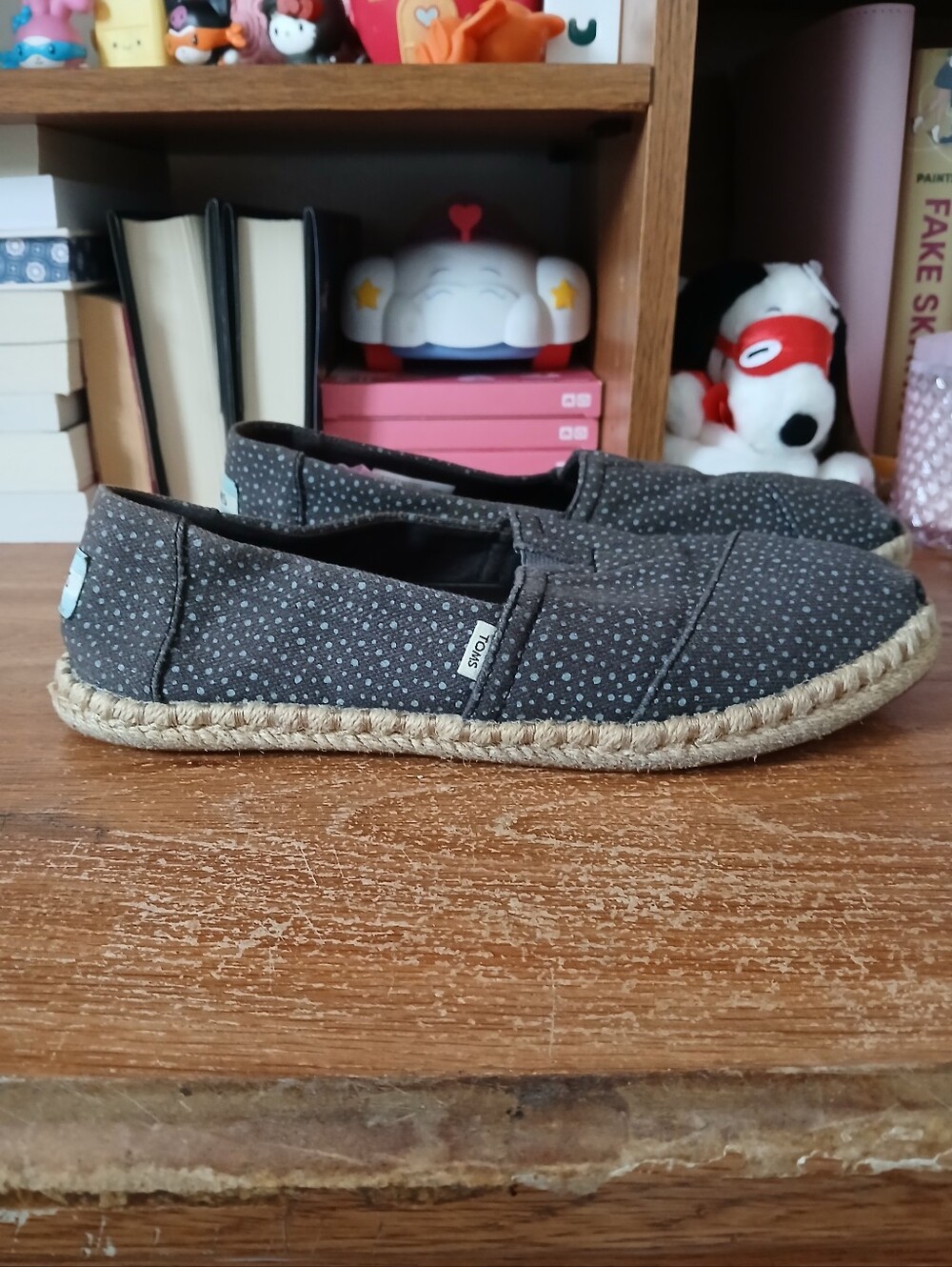 TOMS Women's Gray Polka Dot Espadrille Slip-On Shoes
